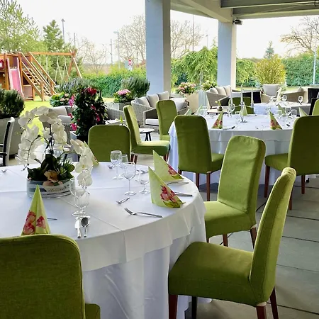 Hotel Ponteo - Activity Park Bratislava