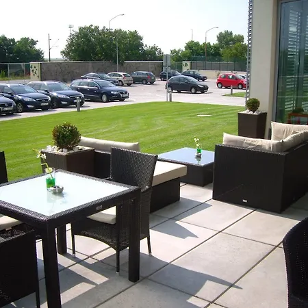 Hotel Ponteo - Activity Park Bratislava